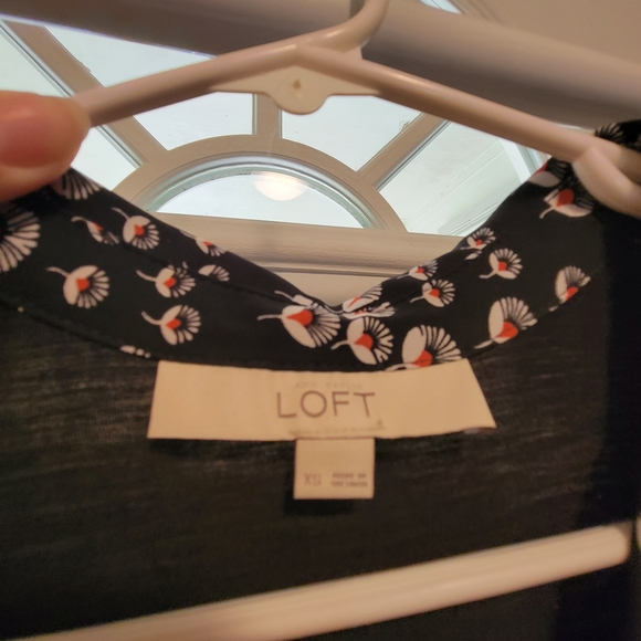 LOFT Black Floral Top - Picture 3 of 3